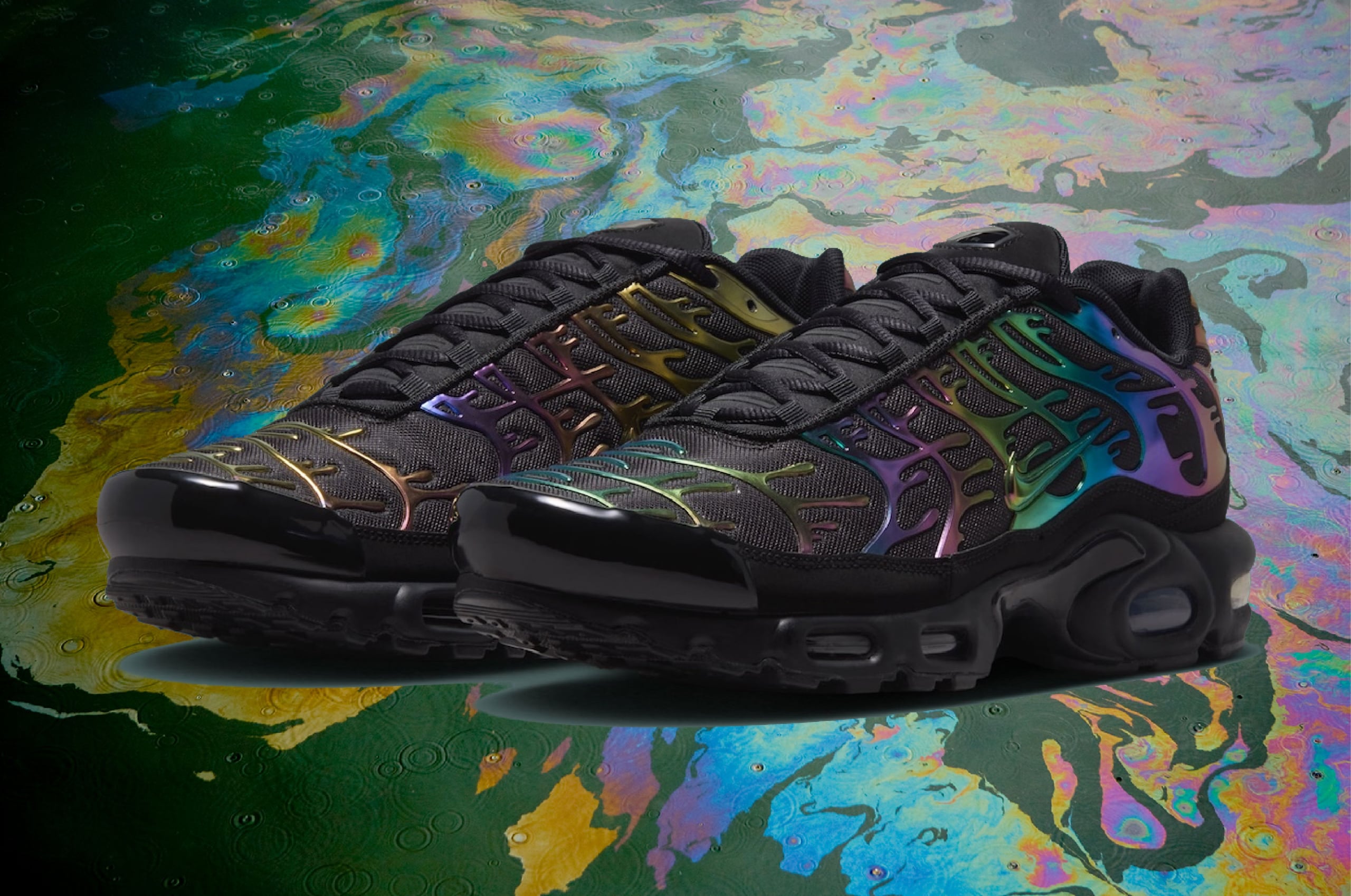 Nike Am+ Oil Slick