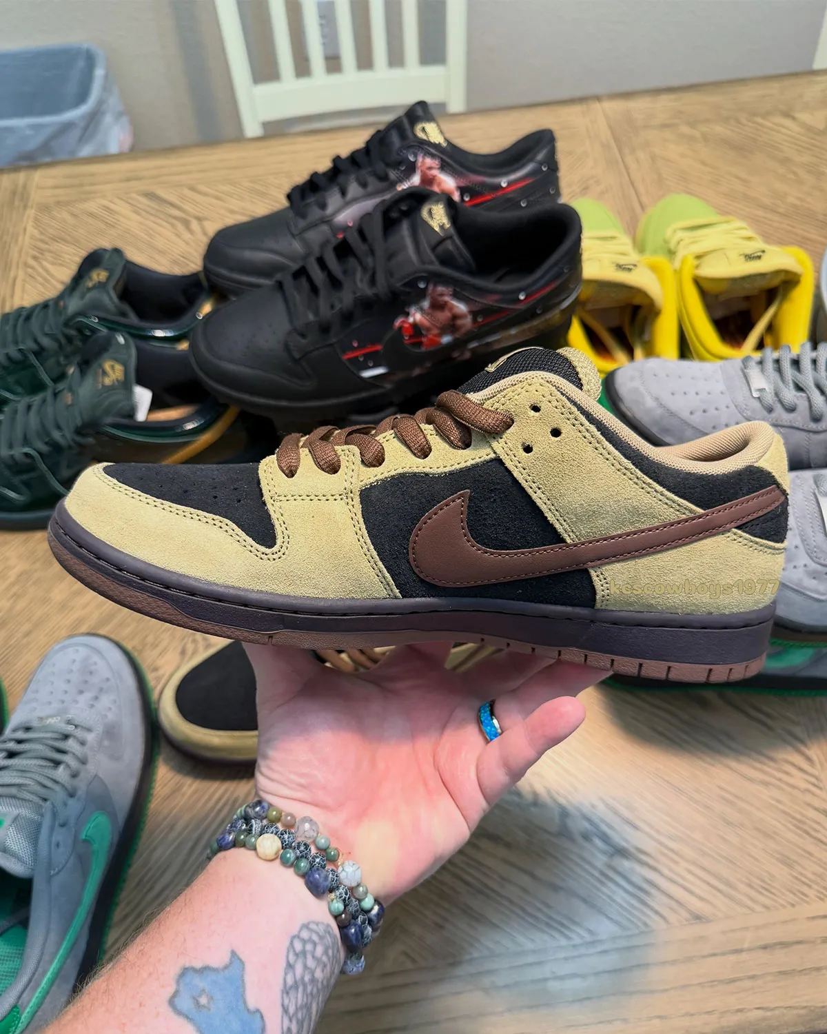 Nike SB Dunk Low Filbert Light Chocolate Black Burgundy Ash HQ1625-201 1