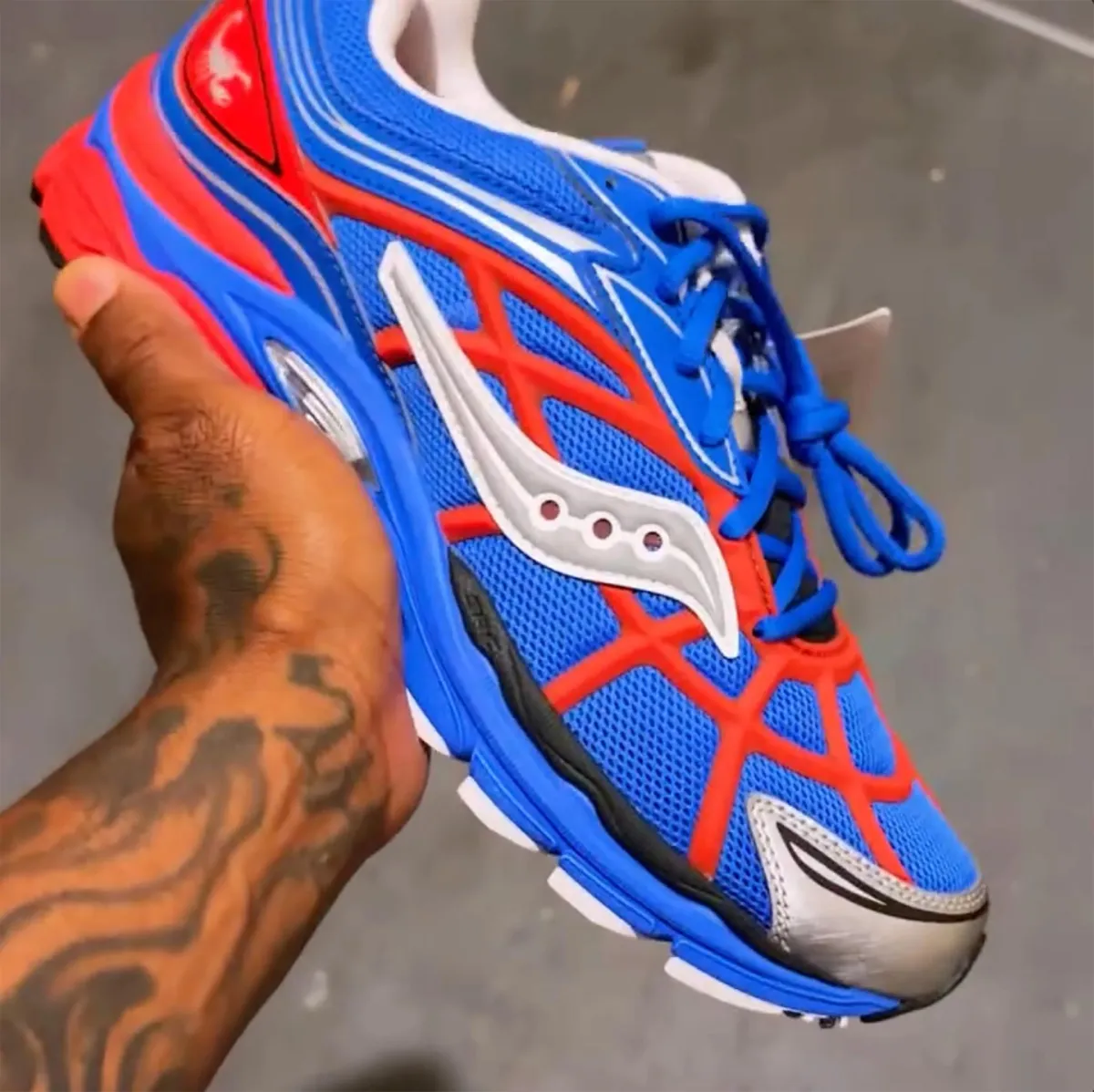Westside Gunn Saucony Progrid Omni 9 Web Spider Man Blue