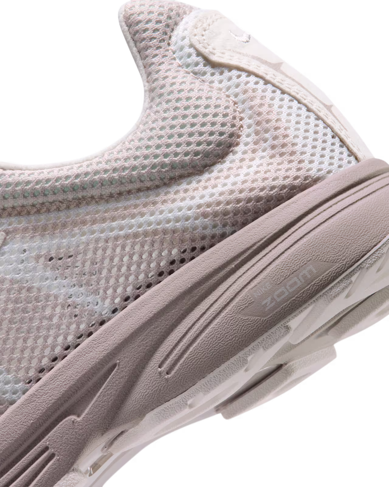 Women S Zoom Streak 3 Sail And Cream Ii IQ8020-200