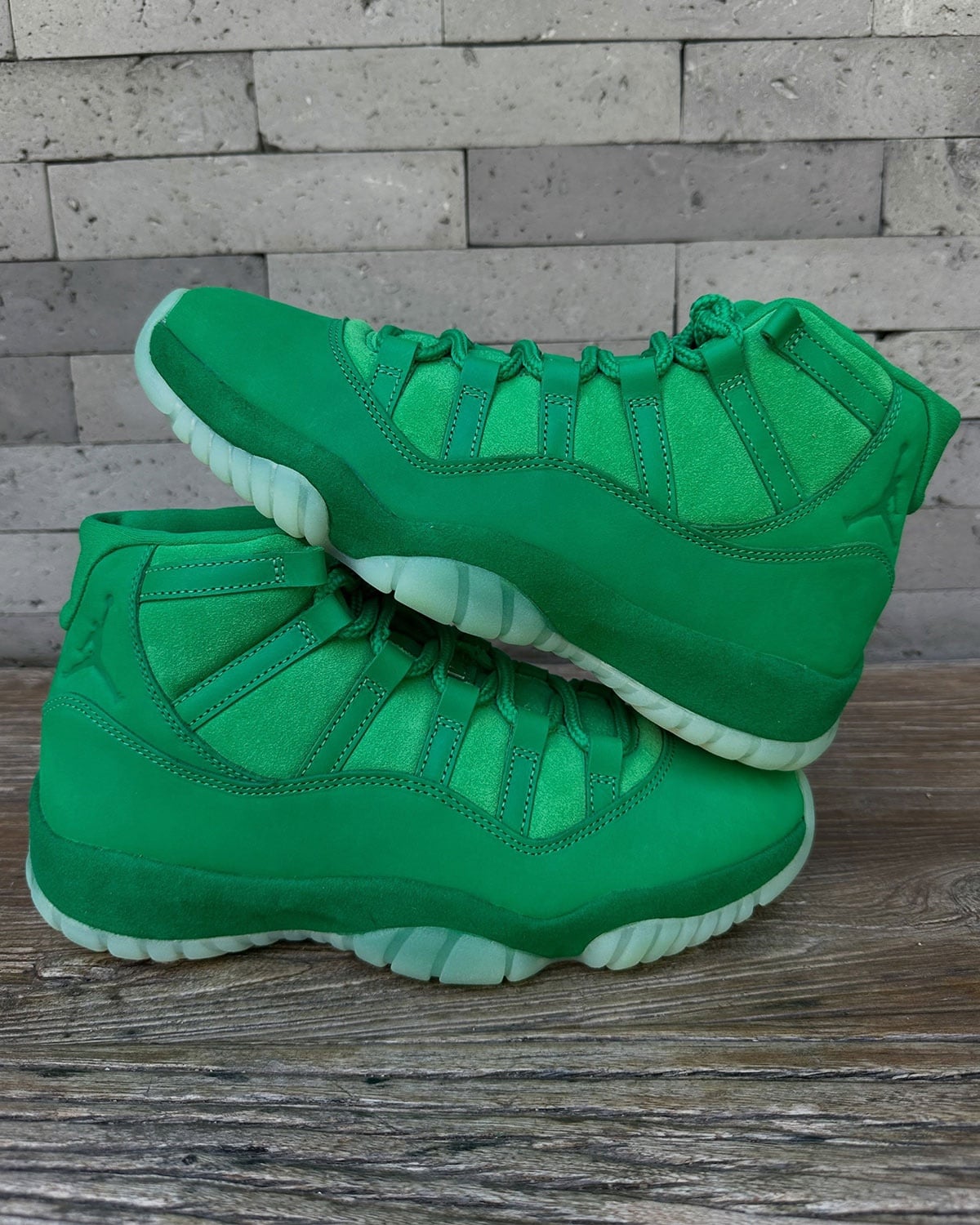 Air Jordan 11 Green Screen Space Jam Monstars IQ5700-900 1