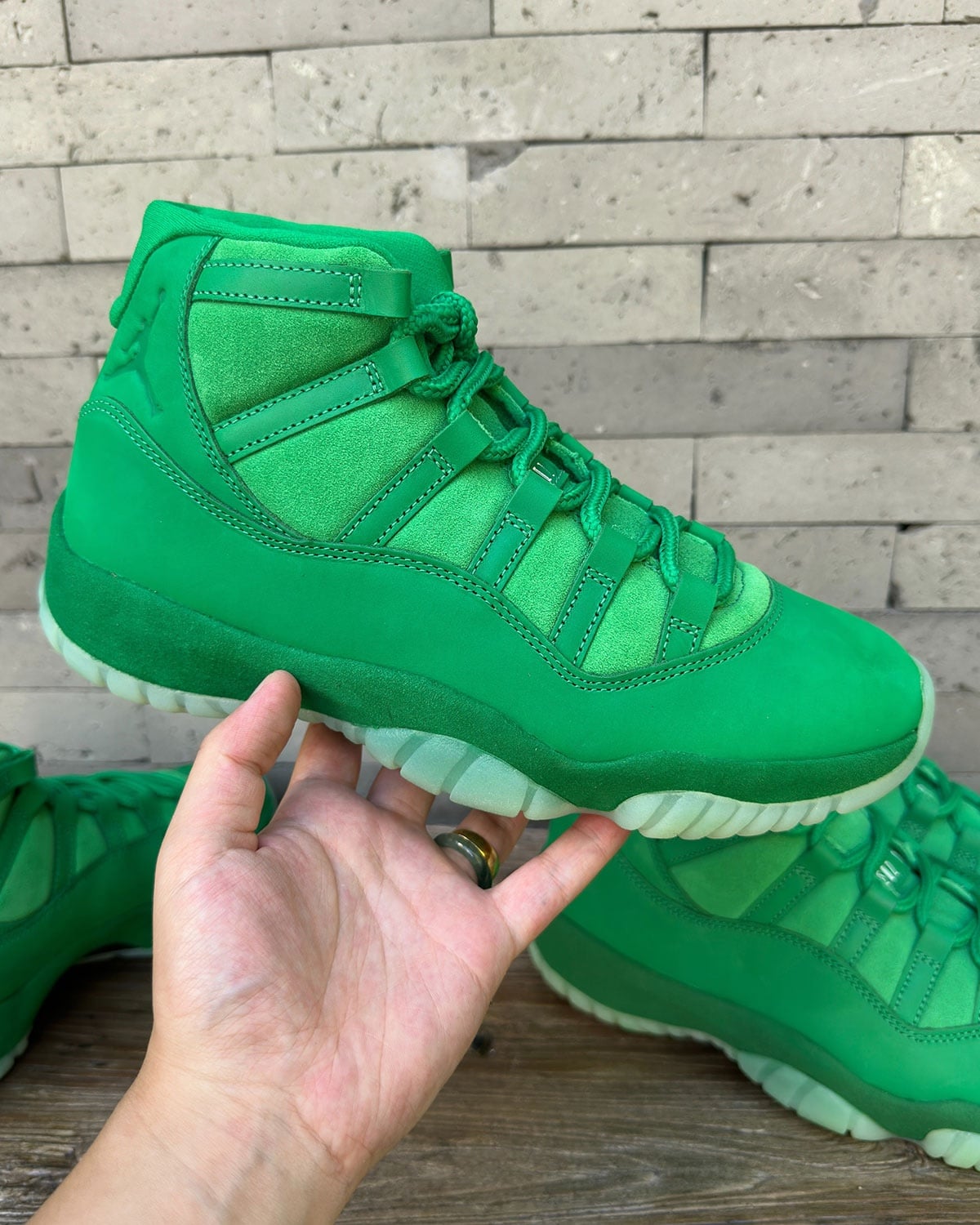Air Jordan 11 Green Screen Space Jam Monstars IQ5700-900