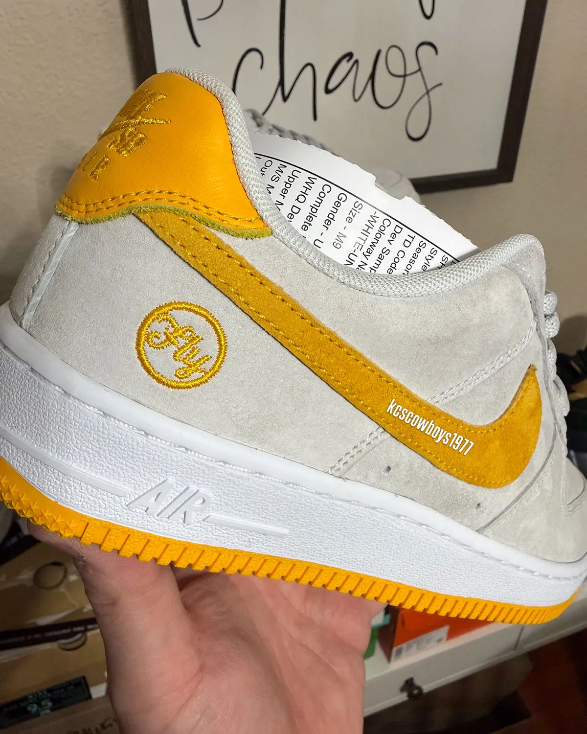 Fly Streetwear Nike SB Air Force 1 Photon Dust University Gold IV5289-001 14