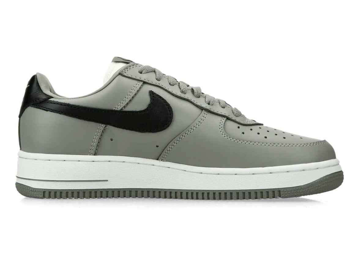 Nike Air Force 1 Low 01 Light Army Black IV4501-300 2