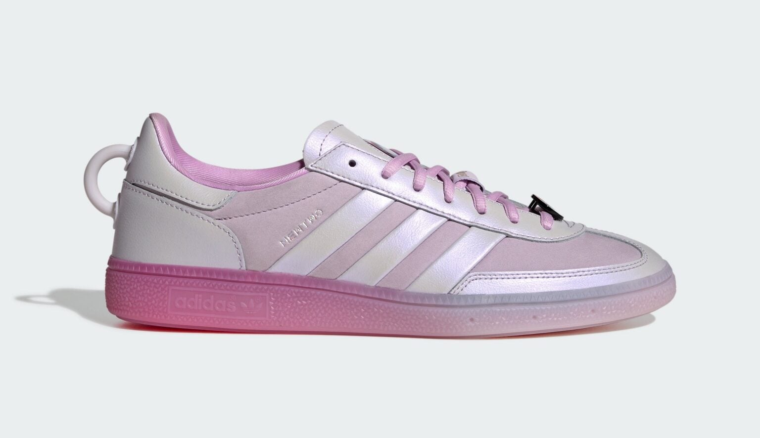 Pokemon adidas Spezial Mewtwo 1536x886