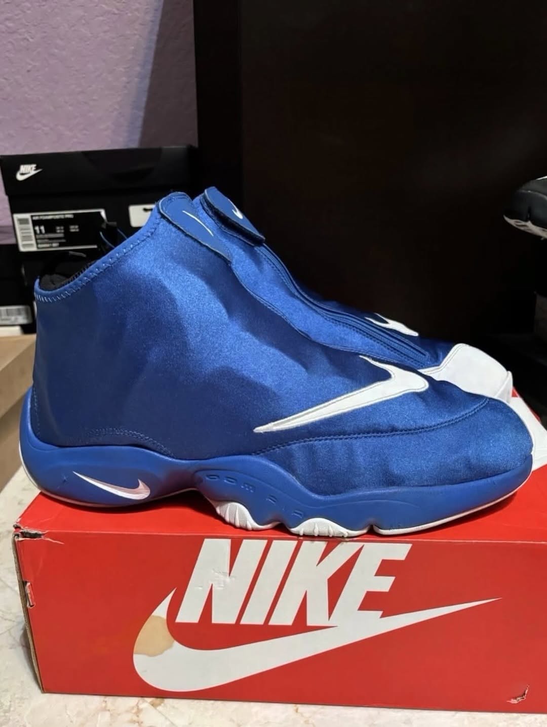 Nike Air Zoom Flight The Glove “Royal” Returns Holiday 2026