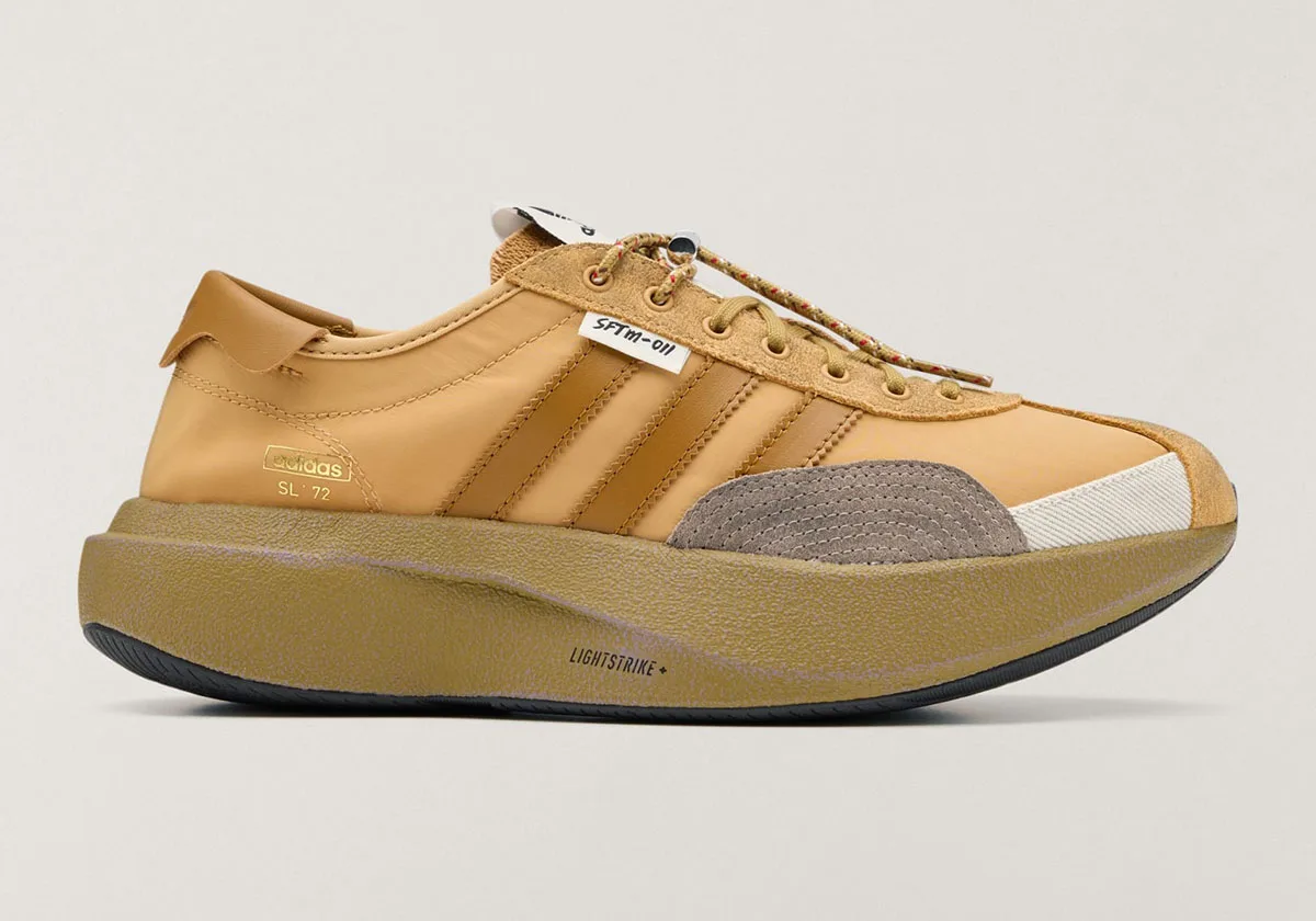 pair, three-quarter view of tan SL 72 Pro with olive laces and stripes, SL 72 Pro)
