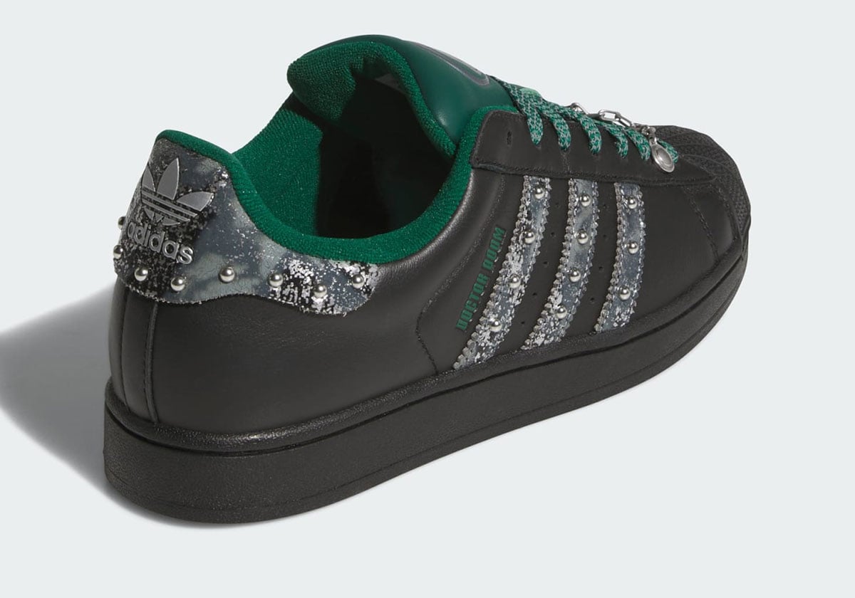 heel view, black shoe with green tongue, textured grey stripes and green Doctor Doom text, Avengers: Doomsday