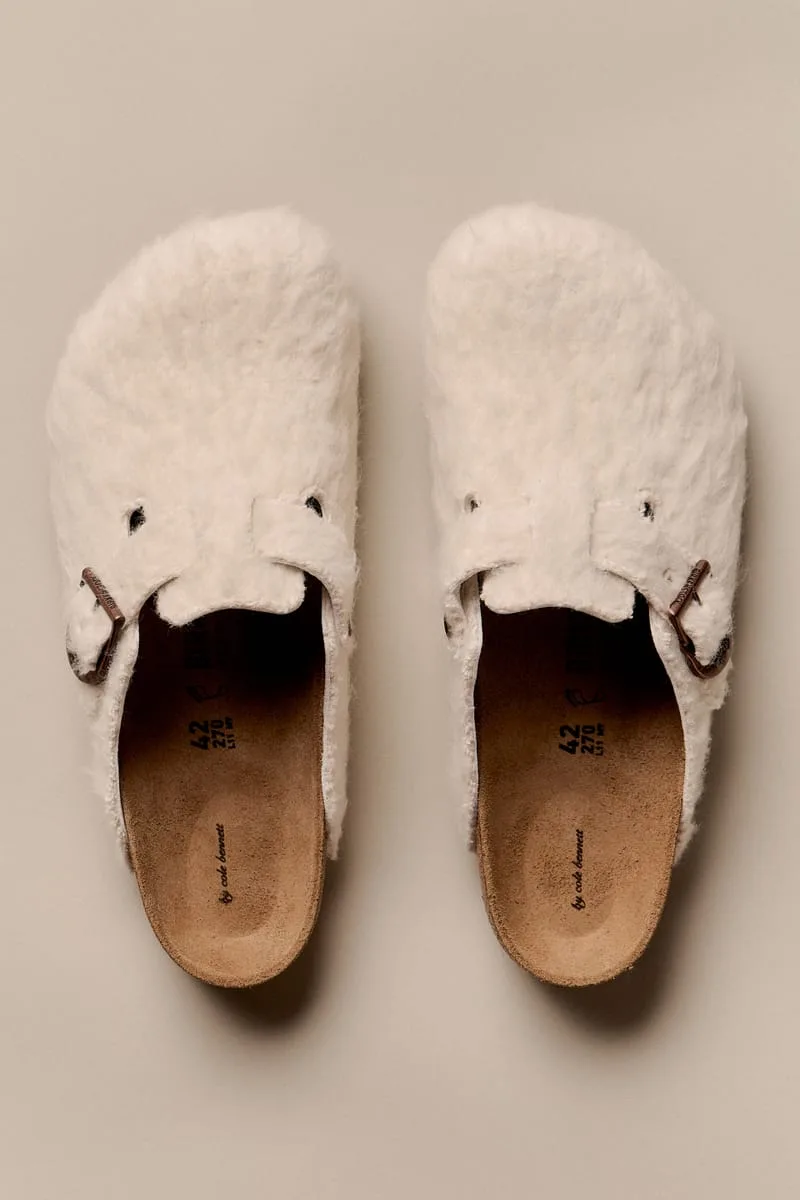 top-down pair, cream wooly uppers with tan suede insoles reading size 42, Wooly Moon Buckle