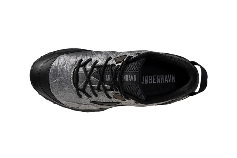 top-down view: black laces on grey upper, JØBENHAVN text on black tongue, Black