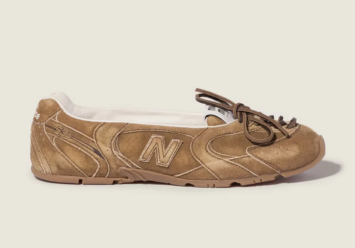 lateral view, tan suede upper with cream heel panel and brown lace bow, SL Ballerina Pack