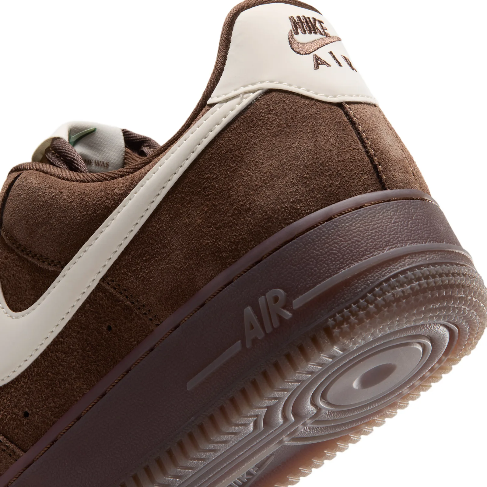 close-up heel detail, cream NIKE AIR patch and gum-edged sole, Mindfulness Pack