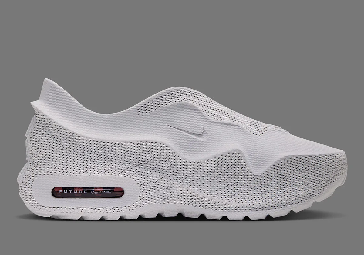 lateral view, white mesh upper with FUTURE Bowerman script on the heel window, Air Max 1000.3