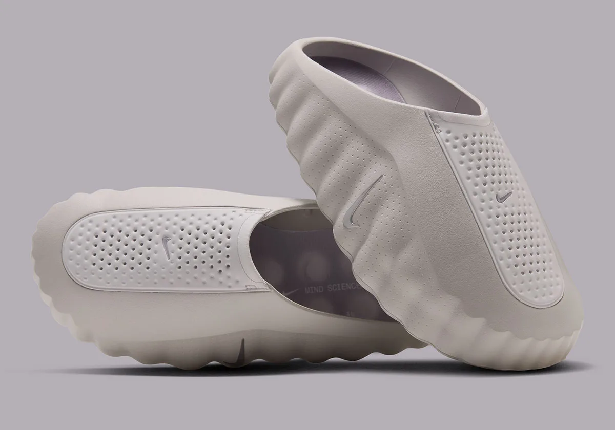top-down pair view showing lavender textured insoles and perforated toe panels, Purple Smoke