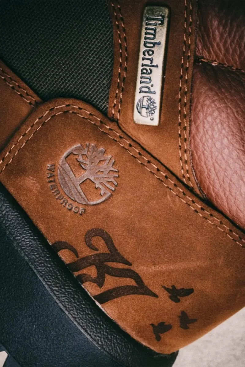 heel detail, Timberland tab, waterproof tree logo, engraved birds and 'KJ', Waterproof Field Boot