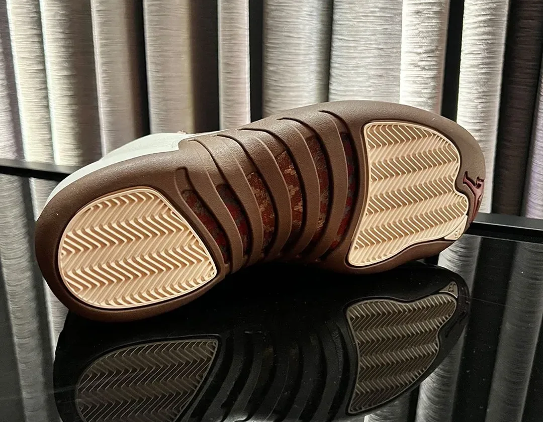 outsole view, brown rubber tread with cream traction pattern and camo-print pods, Fireside