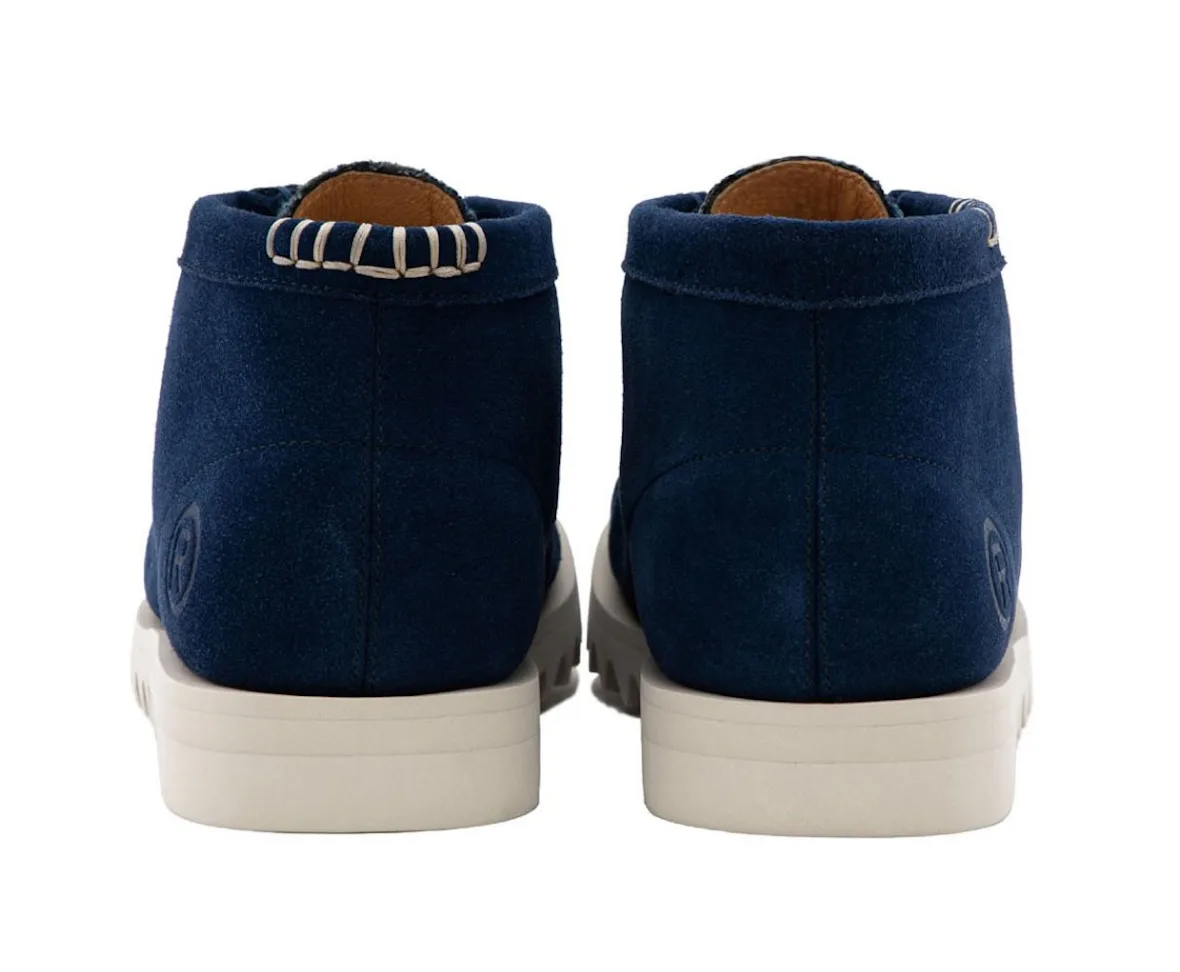 Heel detail of the Blue