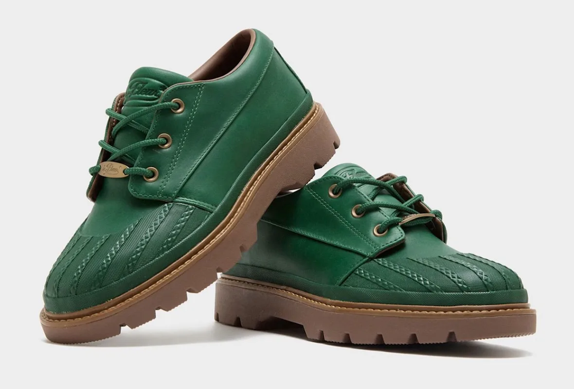 Pair in green leather stacked, gum midsole, textured toe cap, gold lace tag, Bronco Boot Low