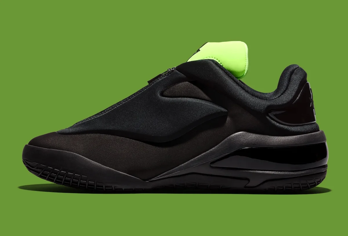 Lateral view of the Shock, Converse listed the “Shock” in unisex sizing only