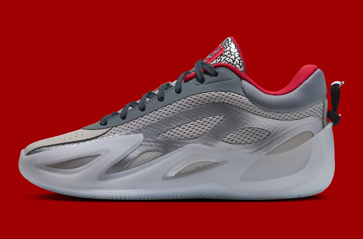 Lateral view with grey mesh cutouts and a sculpted translucent sole, Elephant Print