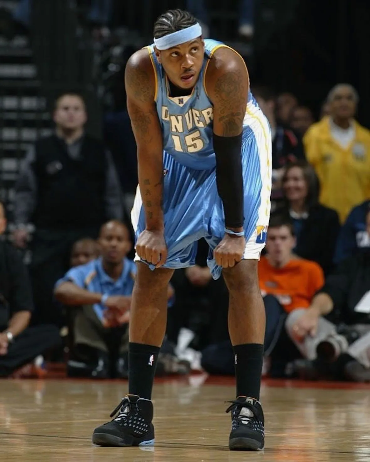 On-foot look at the Melo 5.5 “OG”