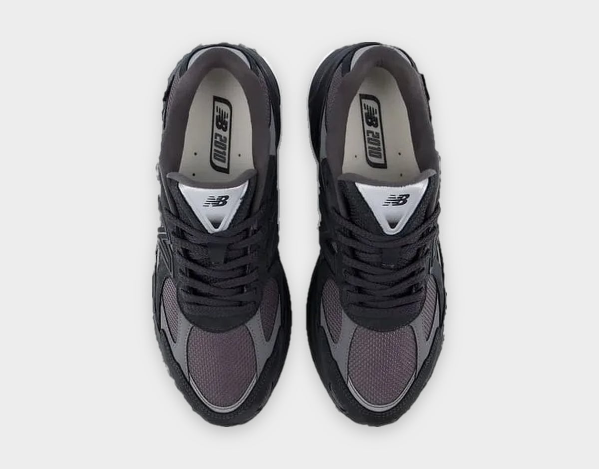 Top-down view of pair showing black laces, silver NB tongue tags and 2010 insole print, Black/Field Green