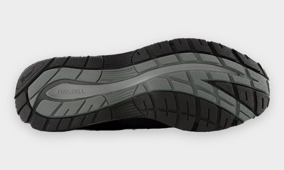 Outsole view, grey and black tread pattern with FuelCell text on the midfoot, Turbulence/India Ink