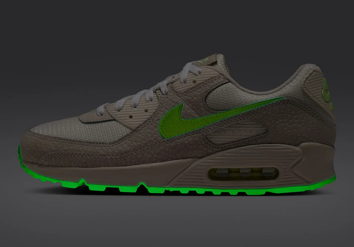 Lateral view in darkness with a glowing green Swoosh and outsole, Glow In The Dark Safari