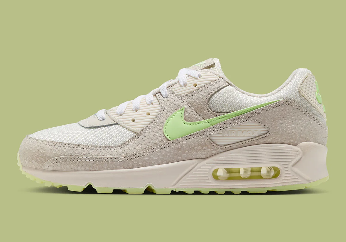 Lateral view with cream mesh and pale green accents on a green background, Glow In The Dark Safari