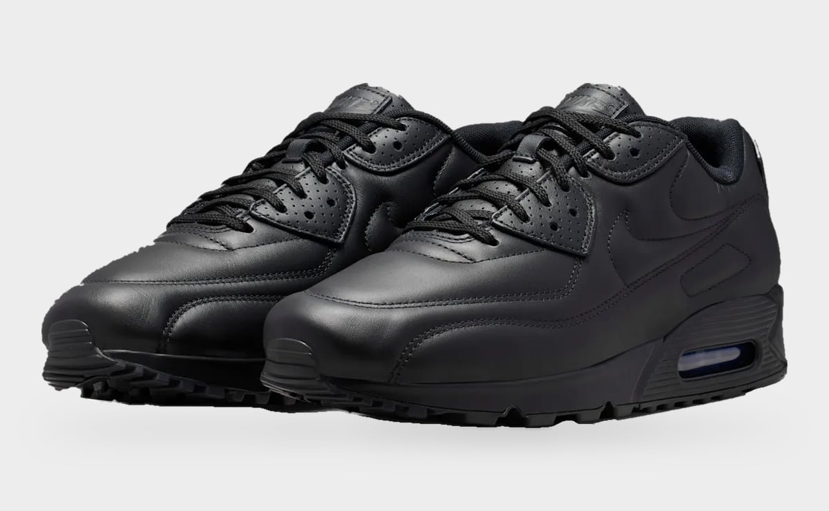 Pair in three-quarter view, all-black leather uppers, black laces and chunky black soles, Black Leather