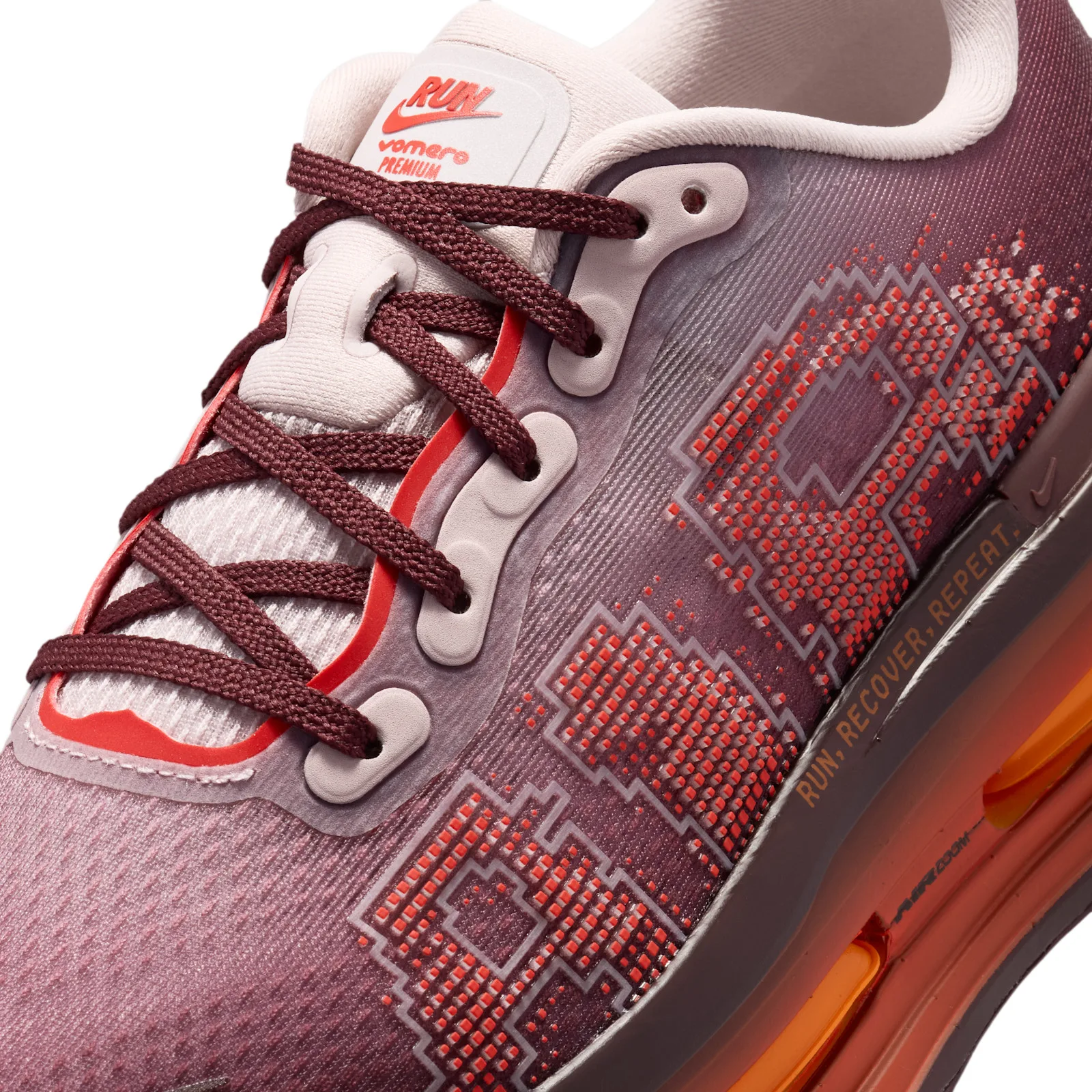 Lacing detail, burgundy laces, RUN Vomero Premium tongue label, pixel AIR print, Shanghai